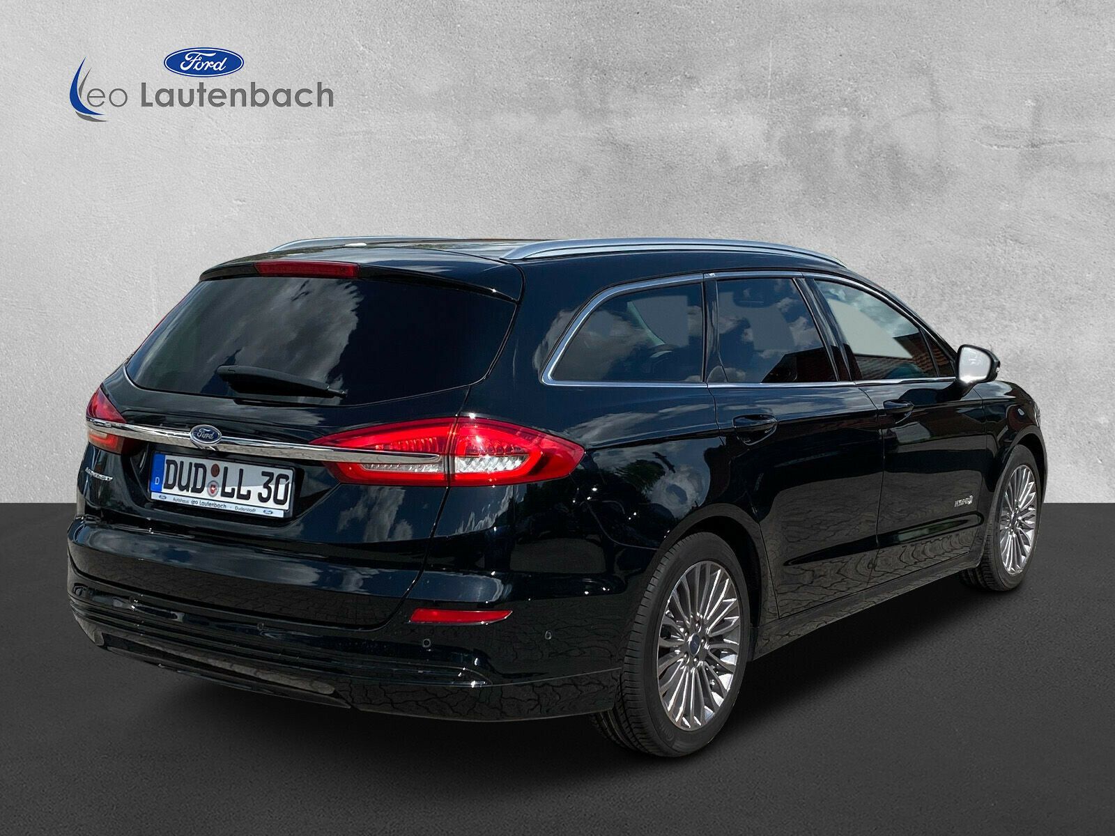 Fahrzeugabbildung Ford Mondeo Hybrid Turnier Automatik