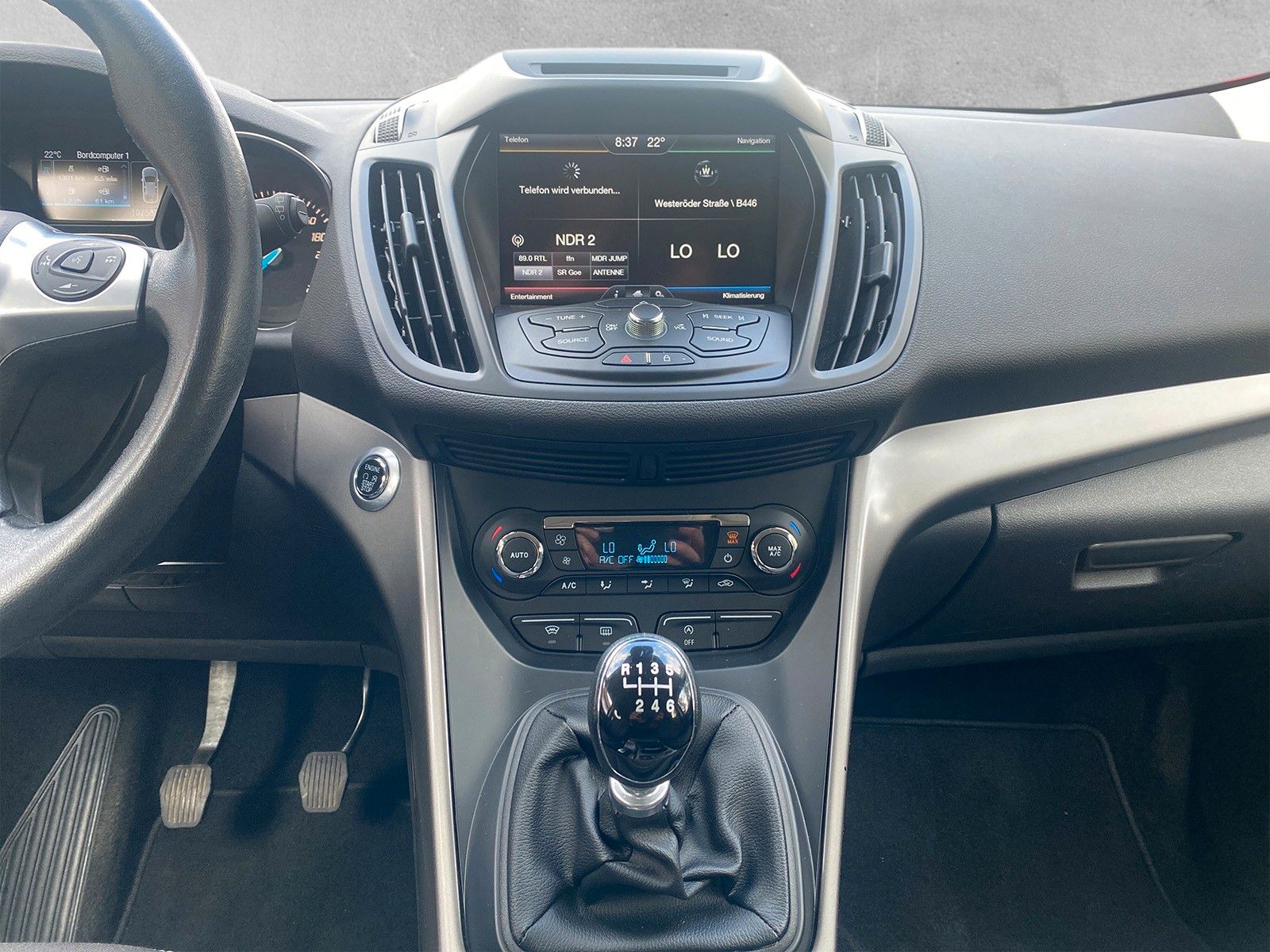 Fahrzeugabbildung Ford Kuga Sync Edition 2x4