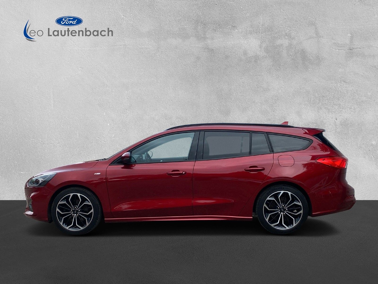 Fahrzeugabbildung Ford Focus Turnier ST-Line