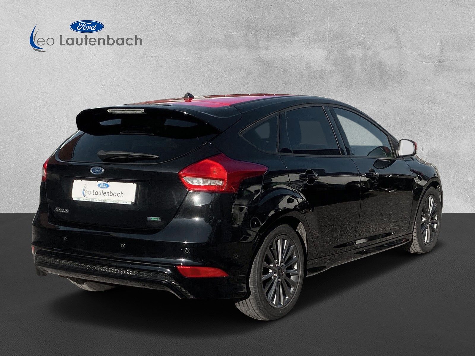 Fahrzeugabbildung Ford Focus Lim. ST-Line Black Edition