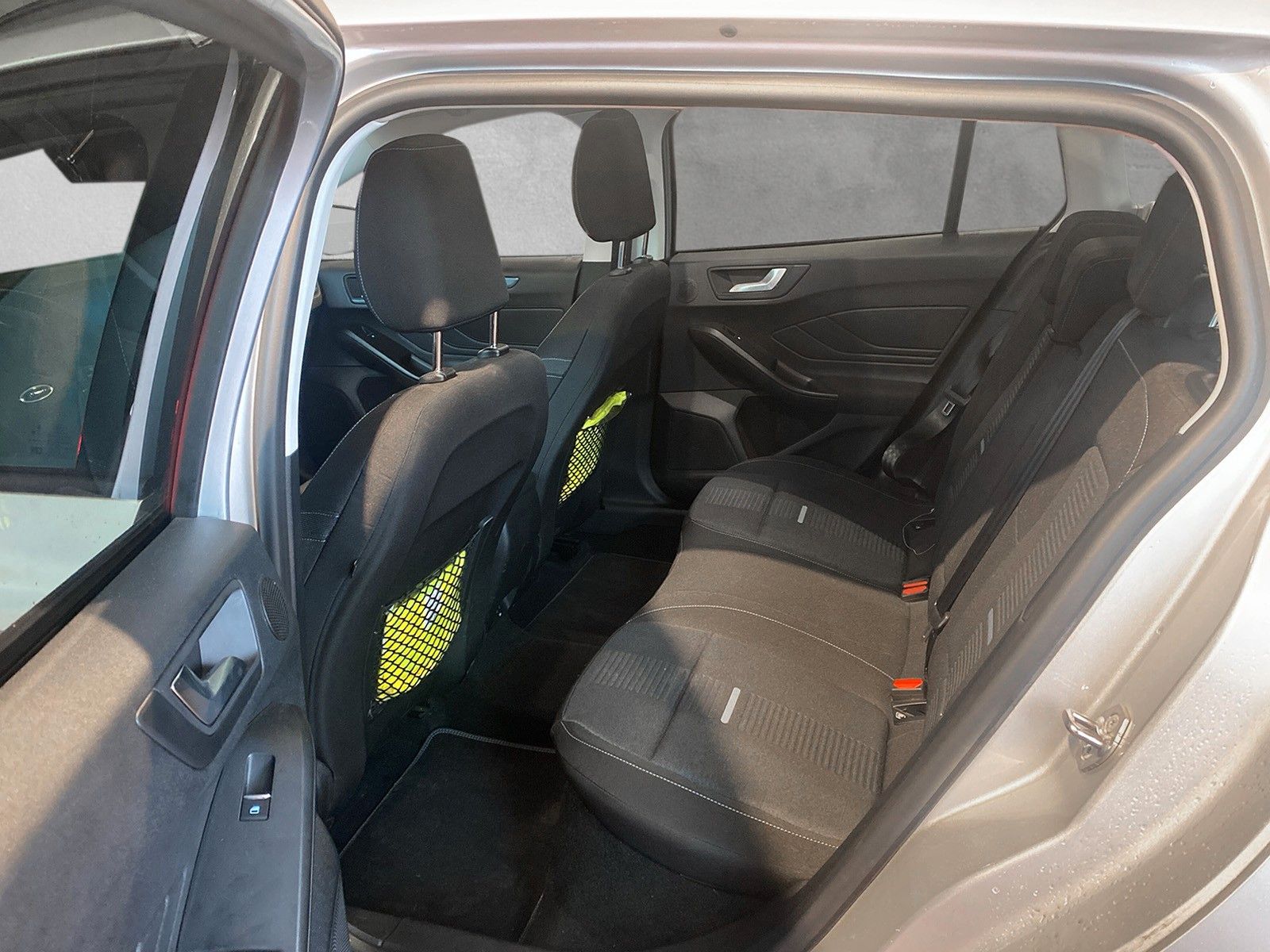 Fahrzeugabbildung Ford Focus Turnier Active X